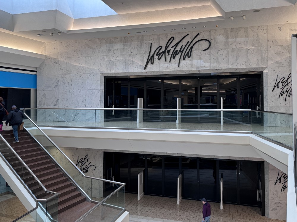 Closed and abandoned Lord and Taylor Department store at the Fair Oaks Mall in Fairfax